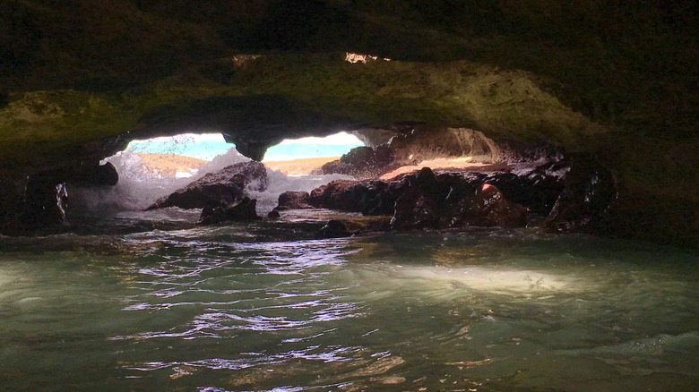 Oahu's Mermaid Caves
