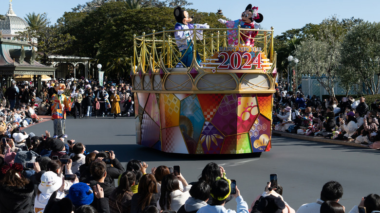 a Tokyo Disneyland parade