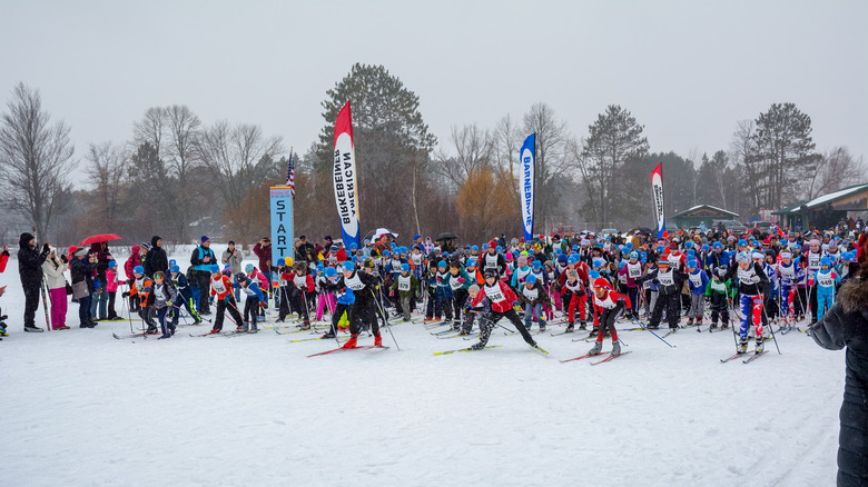 Skiers at Slumberland American Birkebeiner