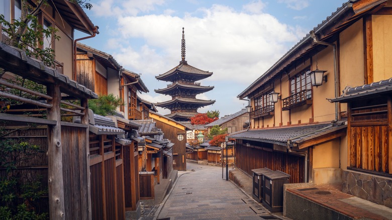 Early morning in Gion, Kyoto.