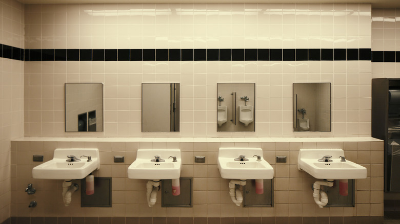 Row of bathroom sinks