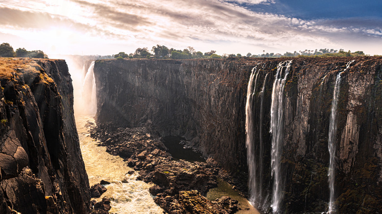 View of Victoria Falls dry season