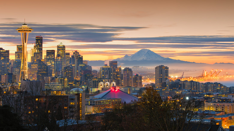 Seattle and Mount Rainer
