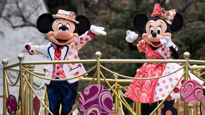 Minnie and Mickey at Disneyland