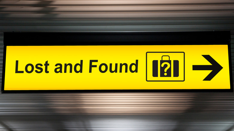 Lost and found sign