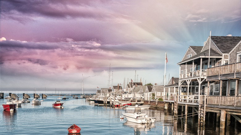 Waterfront homes in Nantucket MA