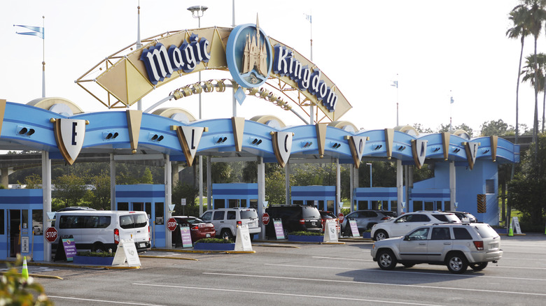 Magic Kingdom parking entrance