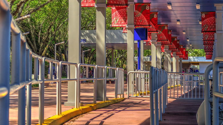 Park bus boarding area Disney