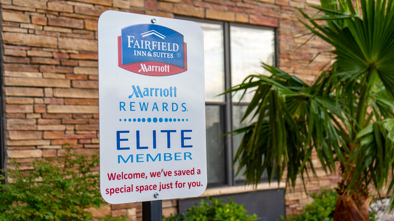 Marriott Rewards sign for members 