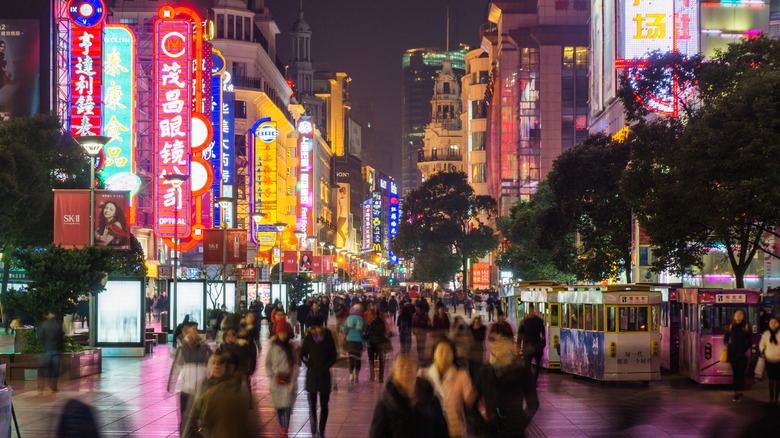 Crowded street in Shanghai