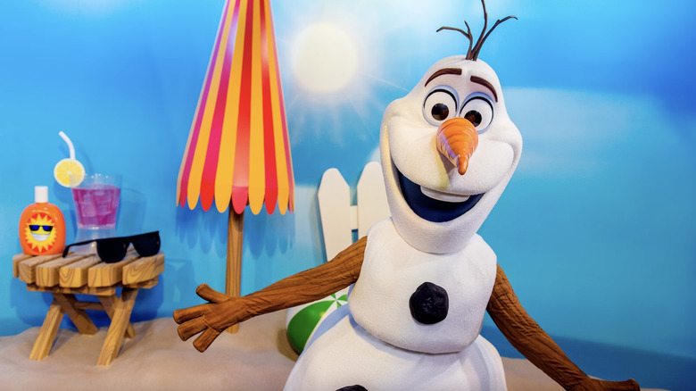 Olaf snowman beach