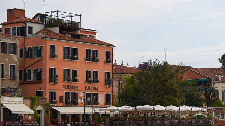 Exterior of Pensione Calcina in Venice