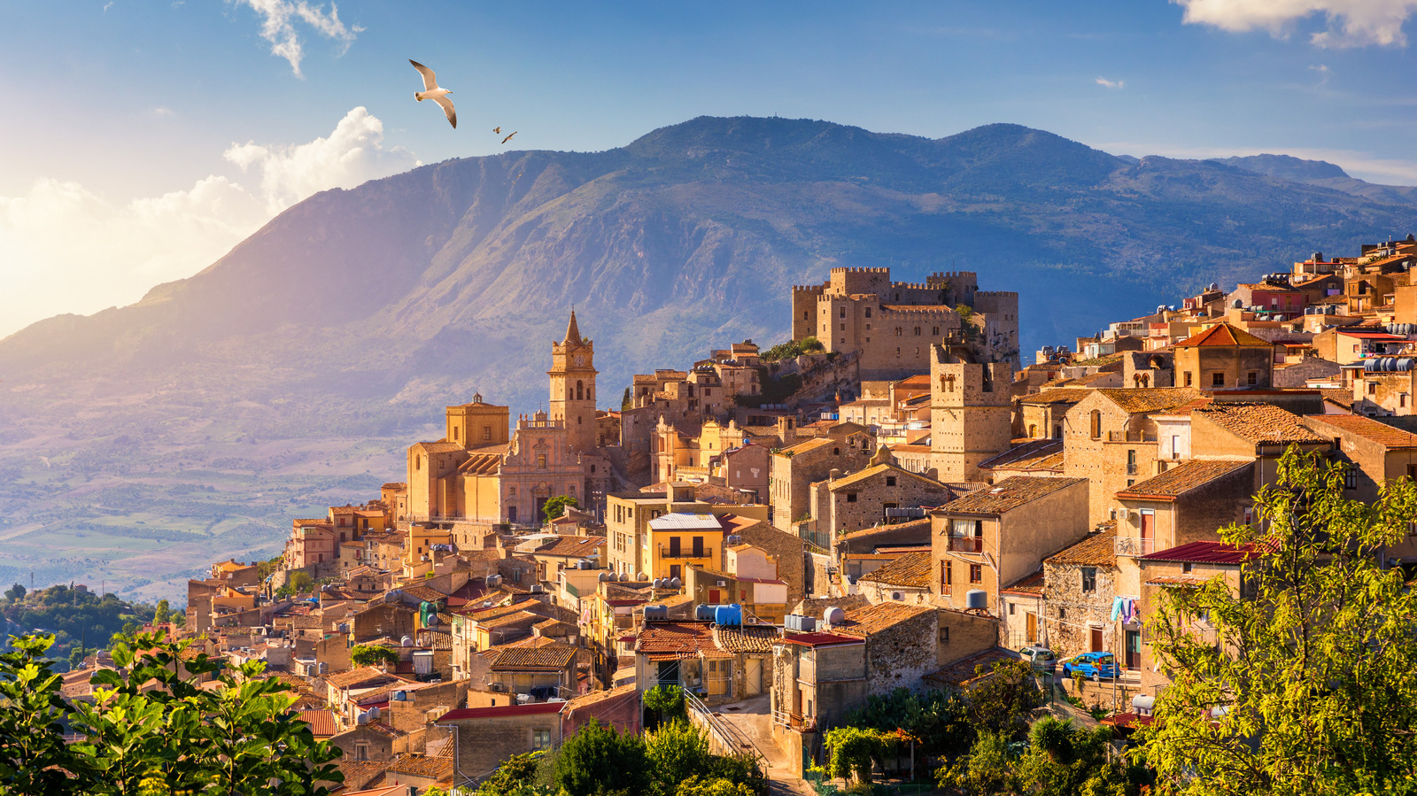 What You Should Really Know About Those 1 Euro Homes For Sale In Italy ...