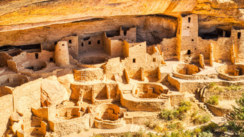 Mesa Verde cliff dwellings