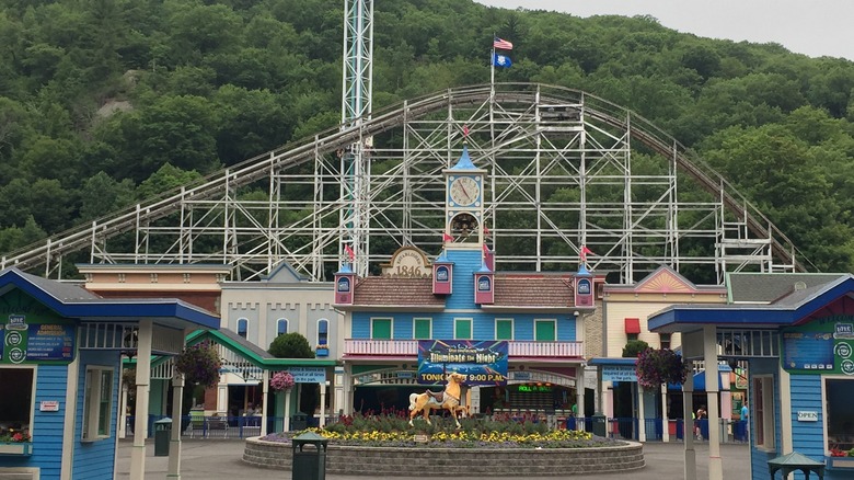 Rollercoaster at Lake Compounce