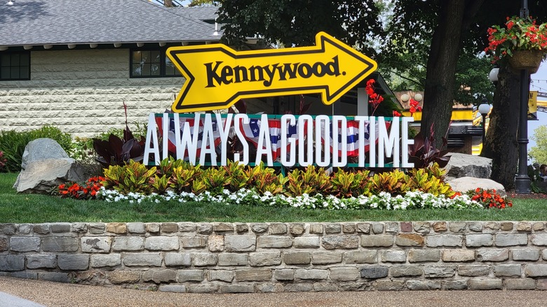 Kennywood sign