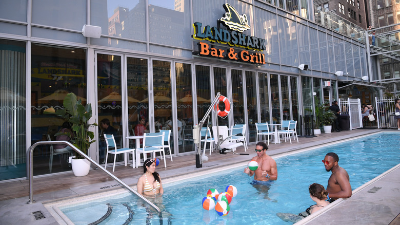 Margaritaville Resort Times Square pool