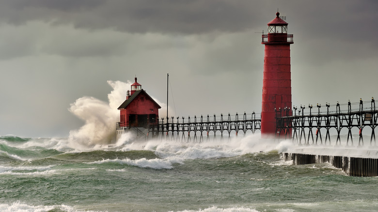 Grand Haven Michigan waves