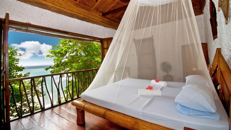 Tropical honeymoon suite