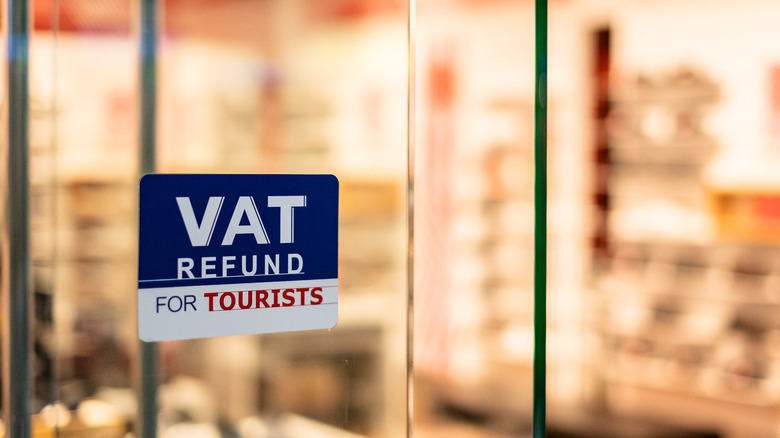 VAT refund counter at airport