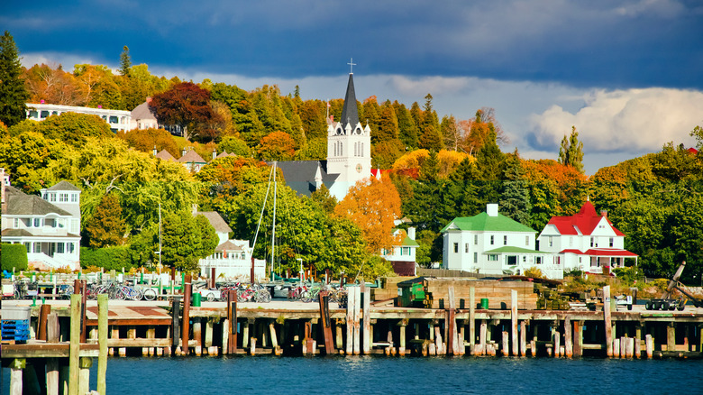 Mackinac Island boardwalk in fall