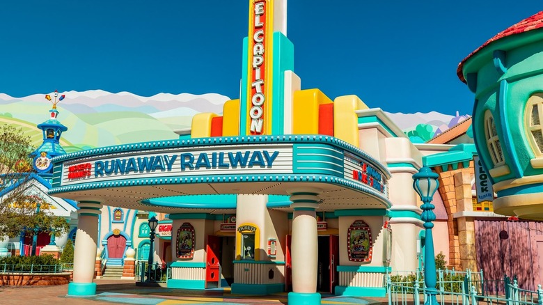 Mickey Minnie's Runaway Railway, Disneyland