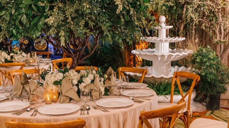 Table at a Disney wedding