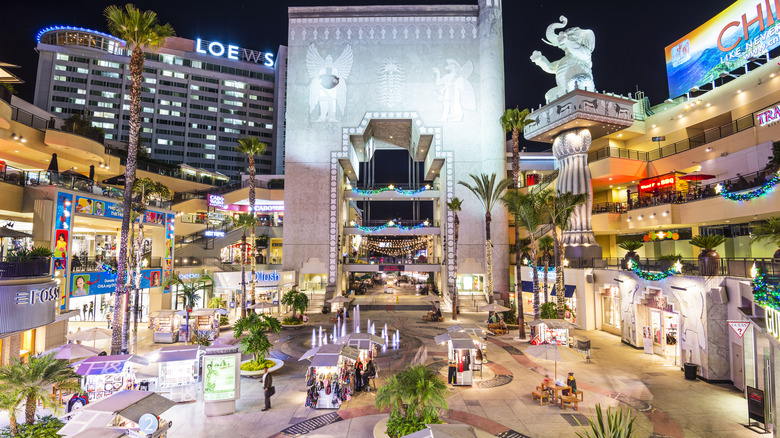 Hollywood and Highland complex at night